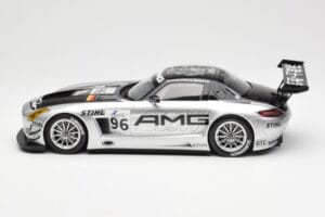 Mercedes SLS AMG GT3 #96 M. Hakkinen AMG Customer Sports 6 Hours of Zhuhai ILMC 2011 Minichamps 1:18 B66960197 Metal — zdjęcie 3 z 6