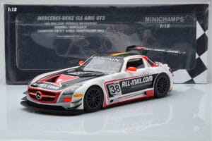 Mercedes SLS AMG GT3 Munnich Motorsport #38 M. Basseng / M. Winkelhock Champions FIA GT1 World Championship 2012 Minichamps 1 — zdjęcie 6 z 6
