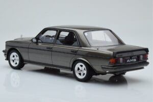 Mercedes W123 AMG 280 Szary Otto 1:18 OT750 Żywica — zdjęcie 5 z 6