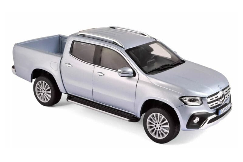 Mercedes X-Class Srebrny Norev 1:18 183420 Metal