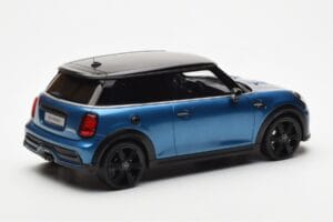 Mini Cooper S F56 Island Niebieski Otto 1:18 OT982 Żywica — zdjęcie 2 z 6