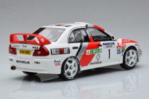 Mitsubishi Lancer Evo 4 T. Makinen / S. Harjanne Rally Catalunya 1997 Otto 1:18 OT409 Żywica — zdjęcie 2 z 6