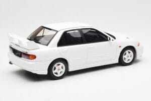 Mitsubishi Lancer Evo III Scotia Biały Otto 1:18 OT1065 Żywica — zdjęcie 2 z 6