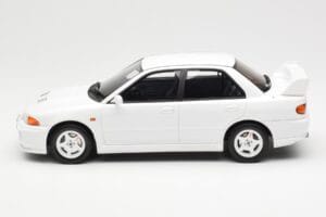 Mitsubishi Lancer Evo III Scotia Biały Otto 1:18 OT1065 Żywica — zdjęcie 3 z 6