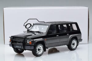 Nissan Patrol GR Y60 Szary Otto 1:18 OT993 Żywica — zdjęcie 6 z 6