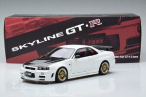 Nissan Skyline GT-R R34 Nismo Z-Tune Biały MotorHelix 1:18 M83407 Metal — zdjęcie 11 z 11