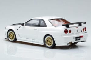 Nissan Skyline GT-R R34 Nismo Z-Tune Biały MotorHelix 1:18 M83407 Metal — zdjęcie 7 z 11