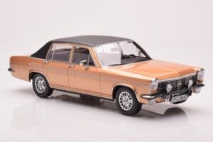 Opel Diplomat B Beżowy Metaliczny MCG 1:18 MCG18335 Metal — zdjęcie 4 z 6