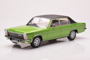 Opel Diplomat B Zielony Metaliczny MCG 1:18 MCG18337 Metal