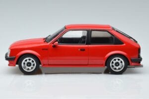 Opel Kadett D GTE Czerwony MCG 1:18 MCG18269 Metal — zdjęcie 3 z 6