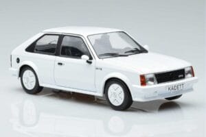 Opel Kadett D GTE Biały MCG 1:18 MCG18268 Metal — zdjęcie 4 z 6