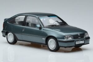 Opel Kadett E GSi Niebieski Metalik Norev 1:18 183614 Metal — zdjęcie 4 z 6