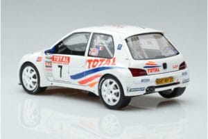 Peugeot 106 Maxi Rally D'Antibes 2000 Otto 1:18 OT947 Żywica — zdjęcie 5 z 6
