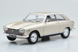 Peugeot 204 Coupe Beżowy Otto 1:18 Peugeot 204 Coupe Beżowy Otto 1:18 OT1024 Żywica