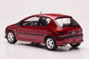 Peugeot 206 S16 Czerwony Otto 1:18 OT1039 Żywica — zdjęcie 5 z 6