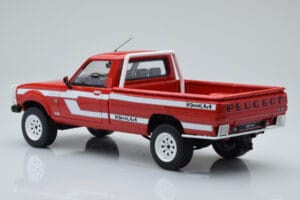 Peugeot 504 Dangel Pickup Czerwony Otto 1:18 OT436 Żywica — zdjęcie 5 z 6