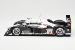 Peugeot 908 HDI FAP LMP1 #9 F. Montagny / R. Zonta / N. Kilen 3rd Place 24 Hours of Le Mans 2008 Minichamps 1:18 150081209 Me — zdjęcie 3 z 6