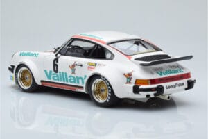 Porsche 911 934 Vaillant #6 B. Wollek Norisring EGT 1976 Minichamps 1:18 155766496 Metal — zdjęcie 5 z 6