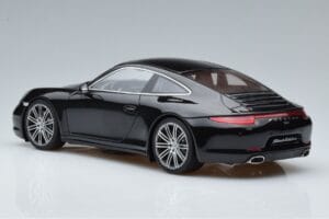 Porsche 911 991 Carrera 4 Black Edition GT Spirit 1:18 GT114 Żywica — zdjęcie 5 z 6