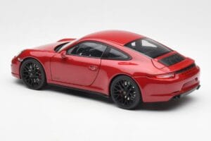Porsche 911 991 Carrera GTS Carmine Czerwony Schuco 1:18 450039000 Metal — zdjęcie 7 z 8