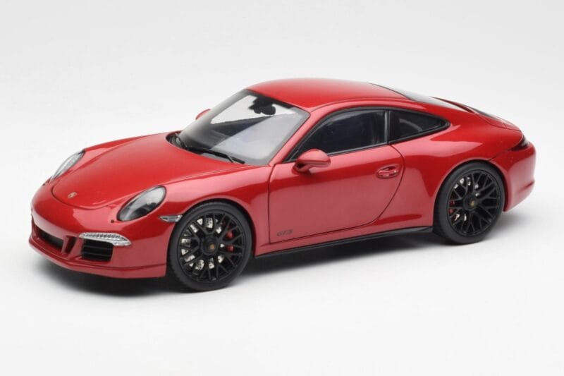 Porsche 911 991 Carrera GTS Carmine Czerwony Schuco 1:18 450039000 Metal