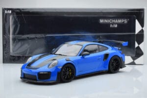 Porsche 911 GT2 RS 991.2 Weissach Package Niebieski Czarne Felgi Magnezowe Minichamps 1:18 153068316 Metal — zdjęcie 6 z 6