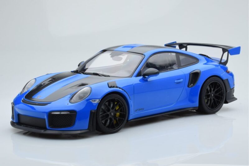 Porsche 911 GT2 RS 991.2 Weissach Package Niebieski Czarne Felgi Magnezowe Minichamps 1:18 153068316 Metal