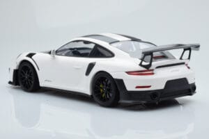 Porsche 911 GT2 RS 991.2 Weissach Package Biały Czarne Felgi Magnezowe Minichamps 1:18 153068309 Metal — zdjęcie 5 z 6