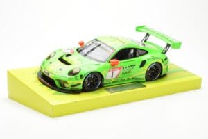 Porsche 911 991.2 GT3 R #1 Manthey Racing 24 Hours Nurburgring 2019 Minichamps 1:18 MG-M-911-19-1801 Metal — zdjęcie 2 z 6