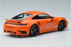 Porsche 911 992 Turbo S China 20th Anniversary Pomarańczowy Minichamps 1:18 155069171 Metal — zdjęcie 2 z 6