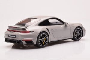 Porsche 911 992 Turbo S Crayon Szary GT Spirit 1:18 GT431 Żywica — zdjęcie 2 z 6