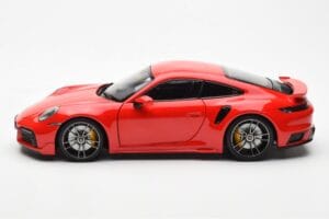 Porsche 911 992 Turbo S Sport Design Czerwony Minichamps 1:18 113069078 Metal — zdjęcie 4 z 8