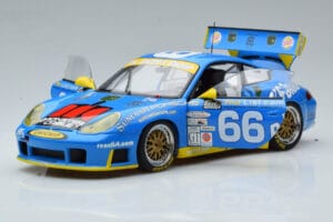 Porsche 911 996 GT3 R #6 24 Hours of Daytona GT Class Winner 2002 AUTOart 1:18 80273 Metal — zdjęcie 2 z 7