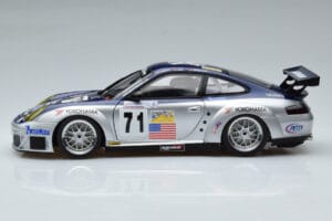 Porsche 911 996 GT3 RSR #71 A. Job 2005 AUTOart 1:18 80583 Metal — zdjęcie 4 z 7