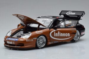 Porsche 911 996 GT3 R #2 S. Miau Carrera Cup Asia 2004 AUTOart 1:18 80488 Metal — zdjęcie 2 z 7