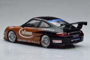 Porsche 911 996 GT3 R #2 S. Miau Carrera Cup Asia 2004 AUTOart 1:18 80488 Metal — zdjęcie 6 z 7