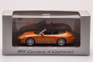 Porsche 911 997 Carrera 4 Kabriolet Pomarańczowy Metaliczny Minichamps 1:43 WAP02001618 Metal — zdjęcie 4 z 4