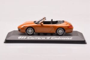 Porsche 911 997 Carrera 4 Kabriolet Pomarańczowy Metaliczny Minichamps 1:43 WAP02001618 Metal