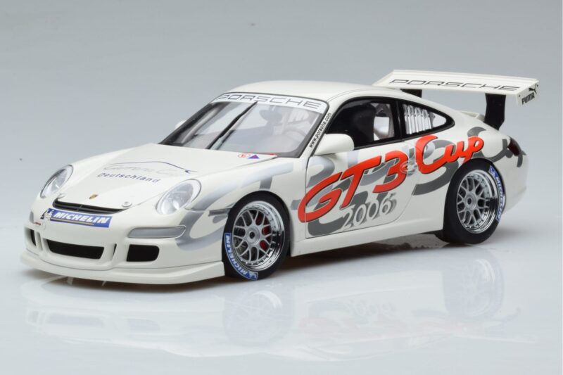 Porsche 911 997 GT3 Cup Deutschland Livery AUTOart 1:18 80681 Metal