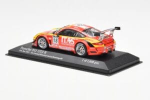 Porsche 911 997 GT3 R ITAS #18 De Lorenzi / Bonetti / Caccia / Bontempelli 24 Hours of Spa 2011 Minichamps 1:43 400118918 Met — zdjęcie 3 z 4