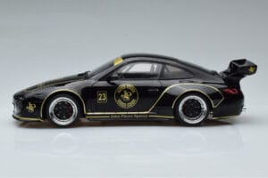Porsche 911 997.2 RWB n23 Old New JPS MCG 1:18 MCG18326 Metal — zdjęcie 3 z 6