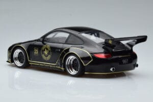 Porsche 911 997.2 RWB n23 Old New JPS MCG 1:18 MCG18326 Metal — zdjęcie 5 z 6