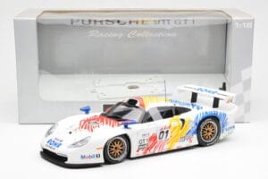 Porsche 911 GT1 #1 A. McNish / R. Sullivan / U. Alzen Rohr Motorsport Daytona 24 Hours 1998 UT Models 1:18 39611 Metal — zdjęcie 6 z 6