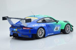 Porsche 911 GT3 R Falken Motorsports #44 M. Ragginger / J. Bergmeister / M. Werner / L. Vanthoor 24 Hours of Nurburgring 2017 — zdjęcie 2 z 6