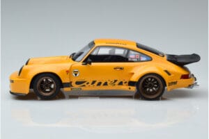 Porsche 911 RSR 3.0 Hommage Yamanouchi San GT Spirit 1:18 GT394 Żywica — zdjęcie 3 z 6