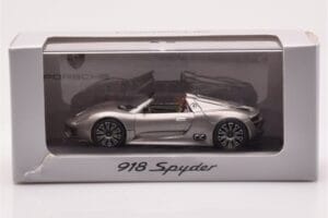 Porsche 918 Spyder Szary Metalik Minichamps 1:43 WAP0201910B Metal — zdjęcie 4 z 4