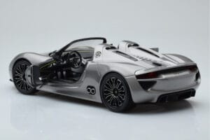 Porsche 918 Spyder Prototyp Szary Metalik Minichamps 1:18 110060030 Metal — zdjęcie 6 z 7