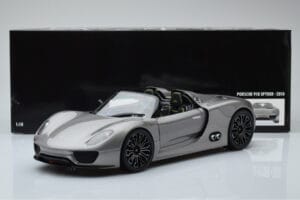 Porsche 918 Spyder Prototyp Szary Metalik Minichamps 1:18 110060030 Metal — zdjęcie 7 z 7