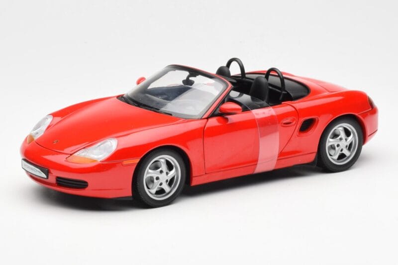 Porsche Boxster 986 Czerwony UT Models 1:18 180065830 Metal