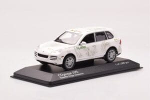 Porsche Cayenne Concept Schaeffler Gruppe Automotive Minichamps 1:43 PORSCHE-264306 Metal — zdjęcie 2 z 4